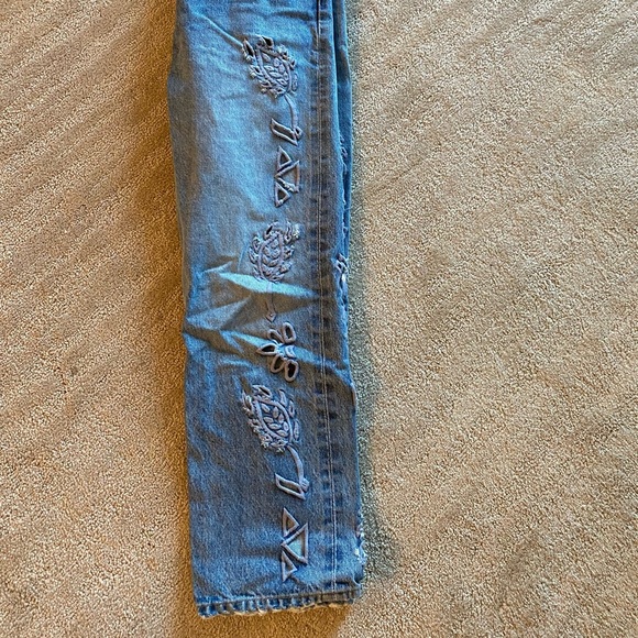 Vintage Levi’s Jeans - Picture 3 of 3